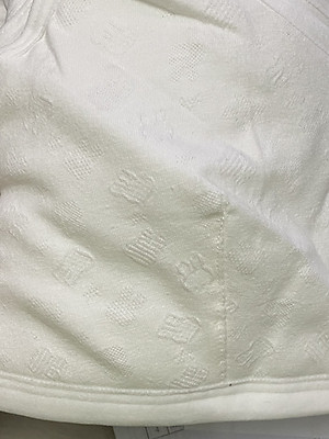 ÁO LÁ HỌC SINH COTTON TRƠN HỌA TIẾT HOA CHÌM CÀI SAU 3 MÓC – MÃ A1015