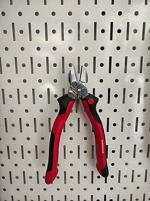 Kìm cắt chuyên nghiệp 180mm Wiha 43339