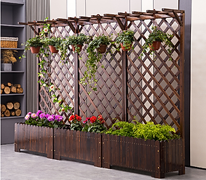 Vách ngăn trang trí phòng khách sân vườn kèm chậu trồng hoa cây cảnh gỗ thông kiểu dáng vintage