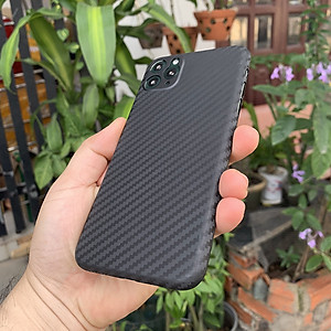 Ốp lưng siêu mỏng, vân carbon dành cho iPhone 11 Pro - Màu đen