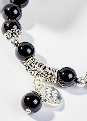 Vòng Tay Phong Thủy Đá Obsidian Phối Charm Cung Hoàng Đạo Bảo Bình (8mm) Mệnh Thủy, Mộc Ngọc Quý Gemstones