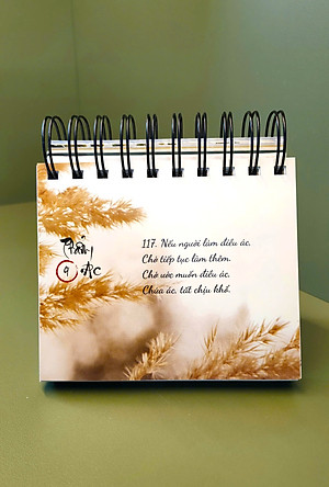 Kinh Pháp Cú - 365 ngày sống theo lời Phật dạy (bản cao cấp, in màu)