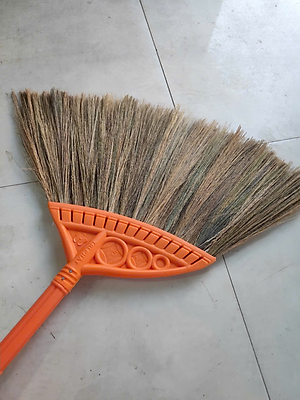 Chổi Chít Bông Cỏ Quét Nhà Cán Nhựa Cao Cấp Đã Làm Sạch Bụi Bông Cỏ