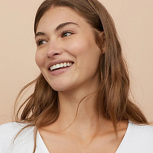 Kem Đánh Răng Apagard Tẩy Vết Vàng Ố Apagard Smokin' 105 G