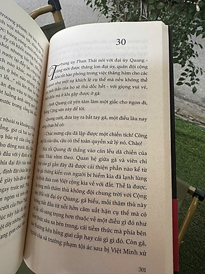 [Ấn bản kỷ niệm 80 năm Cách mạng tháng Tám và Quốc khánh 2/9] MƯA ĐỎ – Chu Lai – Vietnambook