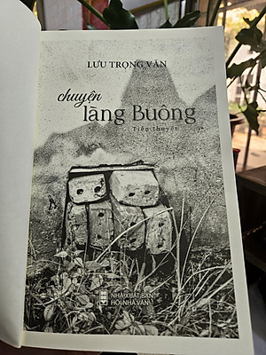 Combo 2 cuốn tiểu thuyết của tác giả Lưu Trọng Văn: Én Ca & Chuyện làng Buông