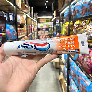 Kem Đánh Răng Aquafresh Extreme Clean Whitening Action - Phục Hồi Độ Trắng Bóng Tự Nhiên