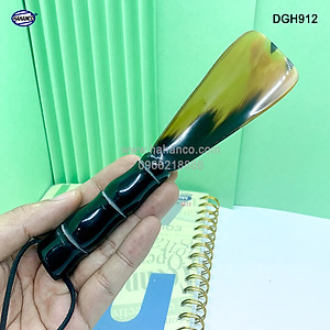 Đón giày bằng sừng tay cầm đốt trúc VIP (Dài 20cm) DGH912 - Chuyên dụng cho giày cao cấp - Cho giày Nam & Nữ - Product of HAHANCO