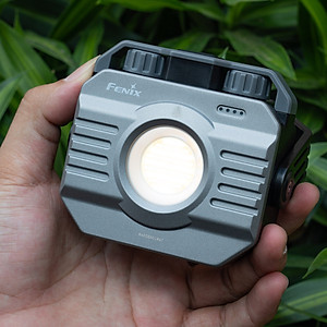 Đèn pin Fenix CL28R