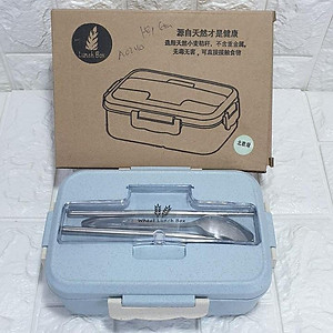  HỘP CƠM LÚA MẠCH 1 tầng 3 NGĂN KÈM ĐŨA THÌA INOX