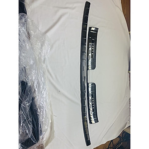 Chống trầy cốp trong, ngoài xe Hyundai Creta 2022- 2023 chất liệu titan cao cấp