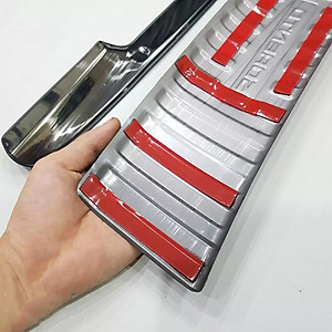 Ốp cốp Carbon Kia Sorento 2021 chất liệu cao cấp, chống trầy xước cốp