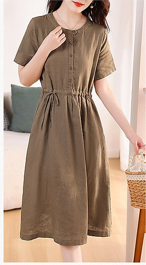 Đầm linen nữ trơn tay ngắn kết hợp phối cúc và rút eo , có nhiều màu dễ mặc đi chơi hay đi làm Da217