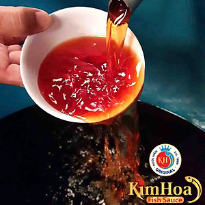 Nước Mắm truyền thống Kim Hoa Phú Quốc 25 độ đạm chai 1 Lít