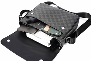 Túi đeo chéo nam phong cách mới  - BEE GEE DCN9168