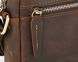 Túi đeo chéo nam DA BÒ THẬT – BEE GEE DCN9343