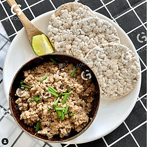 Bánh gạo lứt GUfoods (300g) - Không chiên dầu, Không đường, Từ gạo và ngũ cốc nguyên hạt, Lành mạnh, Phù hợp Eat clean, Ăn vặt healthy, Thực dưỡng, Tập gym, Thuần chay, Đa dạng hương vị