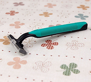 Combo 4 Cây Dao Cạo Râu 3 Lưỡi Kép - Hàng chính hãng (màu ngẫu nhiên)