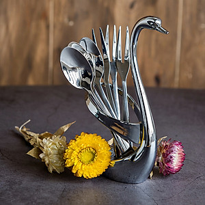 Bộ giỏ thiên nga DandiHome kèm thìa nĩa 2020 cao cấp, sang trọng, tinh tế