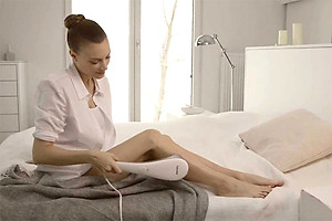 Máy Massage Cầm Tay Đèn Hồng Ngoại Beurer MG55