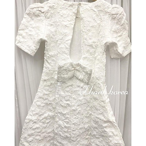 Đầm dự tiệc gấm nữ trắng dễ thương diện tết cực xinh mã [GAM XOP]