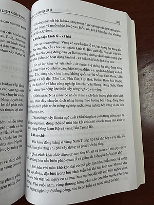 Tổng Ôn Toàn Diện Môn Địa Lí (Chương Trình Mới)