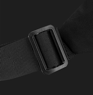 Túi đeo chéo nam phong cách mới  - BEE GEE DCN9433