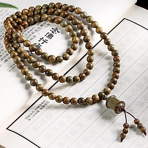 VÒNG CHUỖI 108 HẠT GỖ ĐÀN HƯƠNG XANH 8mm PHỐI KINH LUÂN KHẮC LỤC TỰ OM MANI