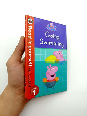 Sách Peppa Pig: Going Swimming – Read It Yourself with Ladybird Level 1