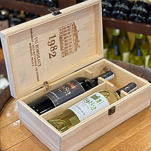 Sét hộp gỗ 2 chai 1982 mix 2 màu