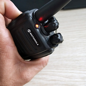 Bộ đàm Motorola GP-328Plus phiên bản nhỏ gọn. Công suất lớn 5W giúp phá vật cản tốt, đàm thoại liên tục 16 giờ – Hàng nhập khẩu