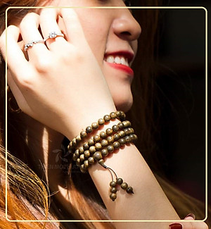 Combo 2 Vòng tràng 108 hạt gỗ đàn hương phong thủy niệm phật, kiêm vòng thời trang sang trọng đẳng cấp