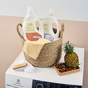 Combo nước lau sàn và nước giặt sinh học ENZYCO 2L - Chiết xuất Bồ hòn và Enzyme Dứa