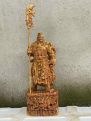 Tượng quan công gỗ huyết long kt cao 20