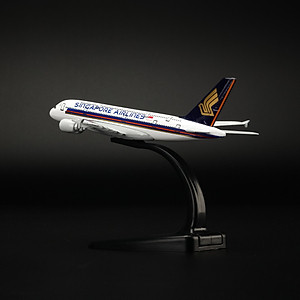 Mô Hình Máy Bay Trưng Bày Airbus A380 Singapore Airlines Everfly (Trắng Xanh Đậm)