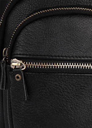 Túi Đeo Chéo Nam Da Bò Sunpolo STU103