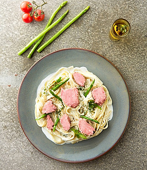 Cá Ngừ Xắt Khúc Ngâm Dầu Hướng Dương Sealect 150g - Nhập Khẩu Thái Lan | Sealect Tuna Steak in Sunflower Oil 150g