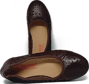 Giày nữ hoa văn Huy Hoàng da bò màu nâu đất HT7949