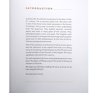 Sách A History Of Vn In Pictures. The Dawn Of Thăng Long (In Colour)