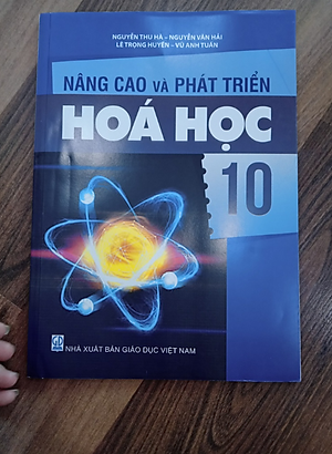 Sách - Nâng cao và phát triển Hóa học 10