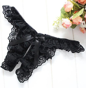 Quần lọt khe viền ren - đen