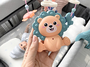 Treo nôi chiếu sao phát nhạc cao cấp - Tiếng Anh 100%