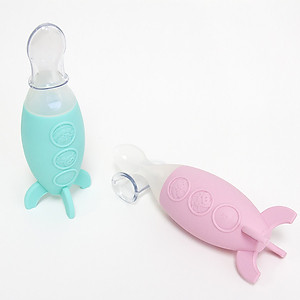 Bình bóp ăn dặm silicon có thìa Marcus & Marcus cho bé từ 6 tháng