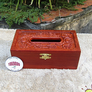 Hộp Đựng Giấy Ăn TOKDODO Gỗ Tự Nhiên Đục Chạm Hoa Hồng ( 22x11,5x8,5 cm )