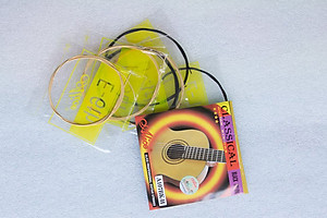 Dây Đàn Guitar Classic Alice A107BK