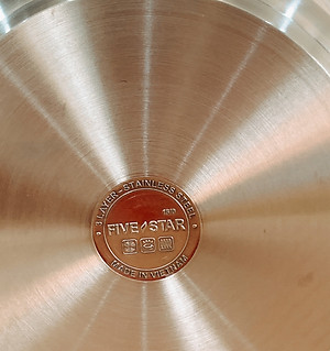 Nồi Inox 430 Bếp Từ 3 Đáy Fivestar Nắp Kính 30 cm - tặng 1 vá canh