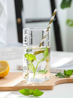 LY THỦY TINH CHỊU NHIỆT UỐNG NƯỚC, SINH TỐ HOA QUẢ PHONG CÁCH ANH ( GIAO HÌNH CHỮ NGẪU NHIÊN )- VD90