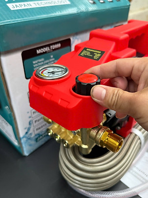 MÁY RỬA XE SK9070 ,CÓ CHỈNH ÁP,TẶNG KÈM BÌNH TẠO BỌT - Bảo Hành 12 tháng