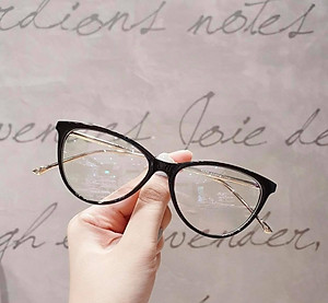 Kính Mát Nữ Thời Trang Chống Nắng Uv Dáng Mắt Mèo Nhỏ Hàn Quốc (Đen)