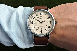 Mua Đồng Hồ Unisex Dây Da Timex Weekender™ Leather Oversized